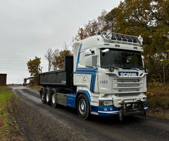 Scania R520 8X4